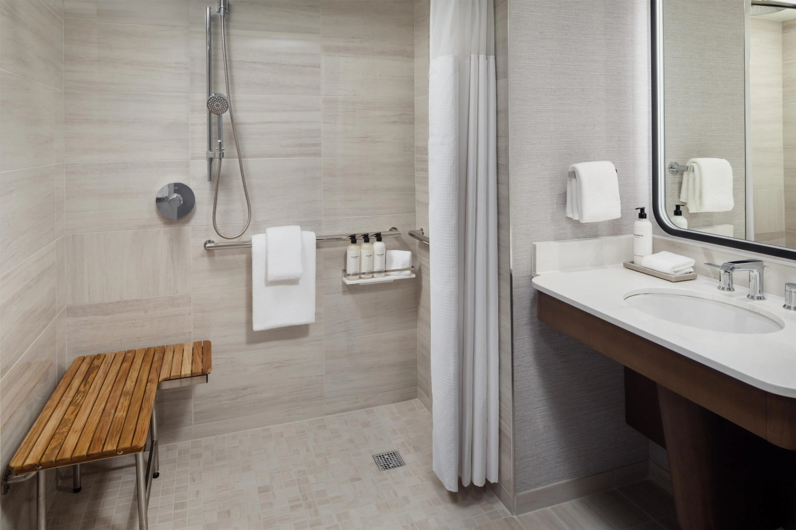 Grand Hyatt DFW - Connected to the airport