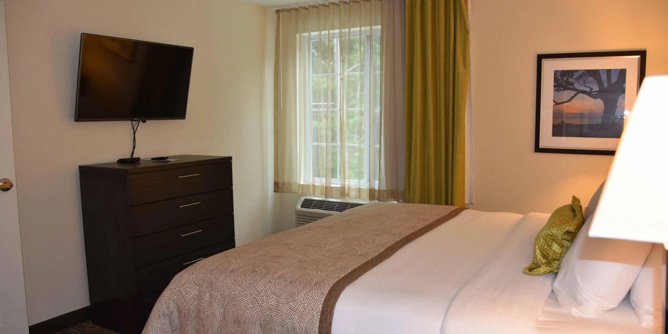 Candlewood Suites Pearl by IHG