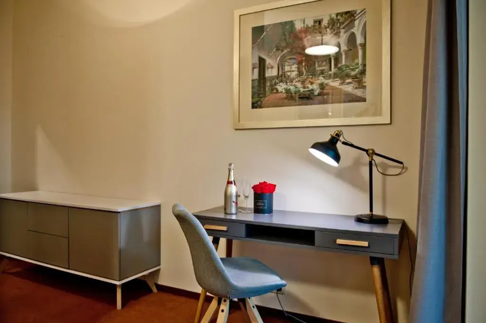 Willa Tamara BlueApart Jurata