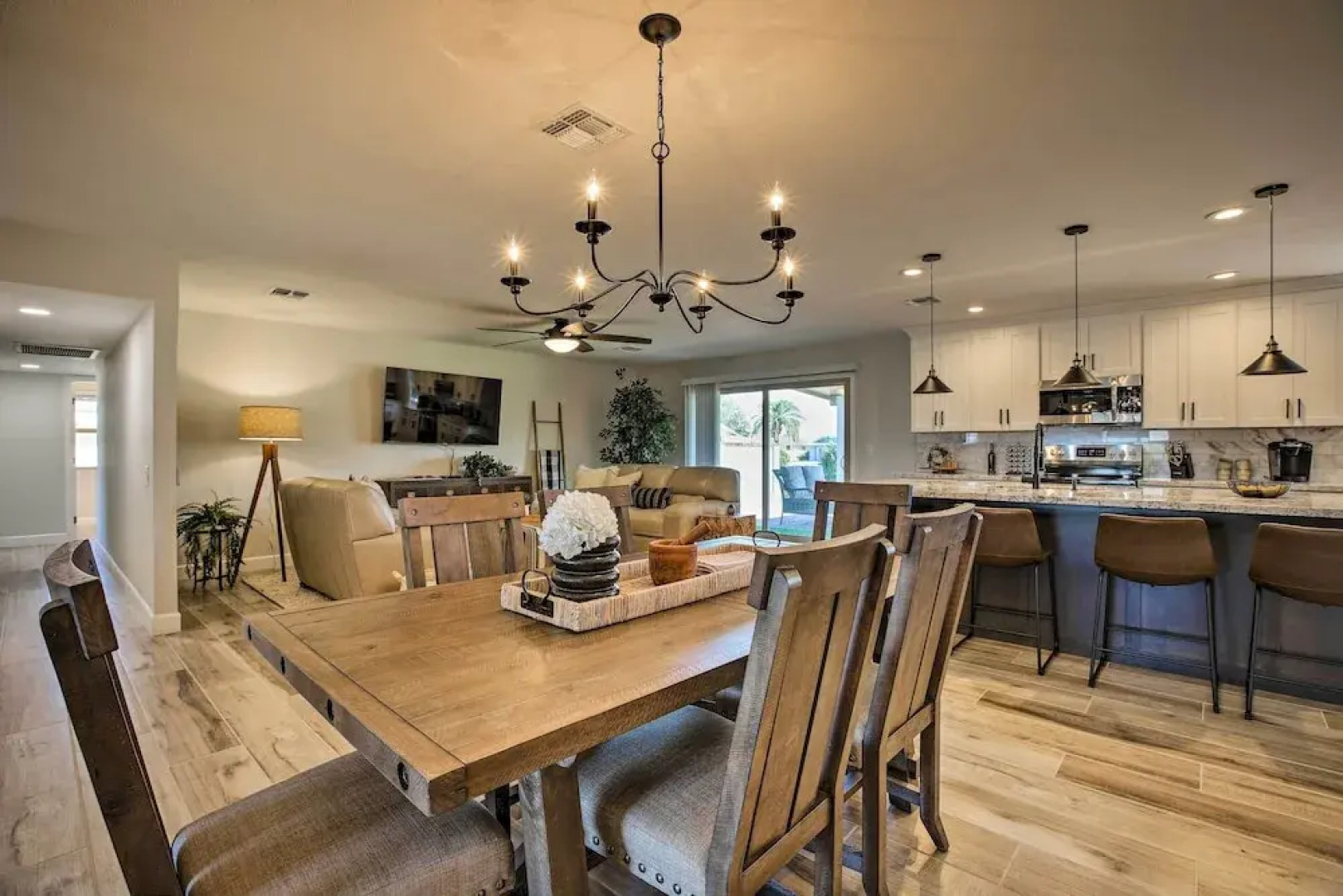 Putting Green, Community Perks: Sun City West Home