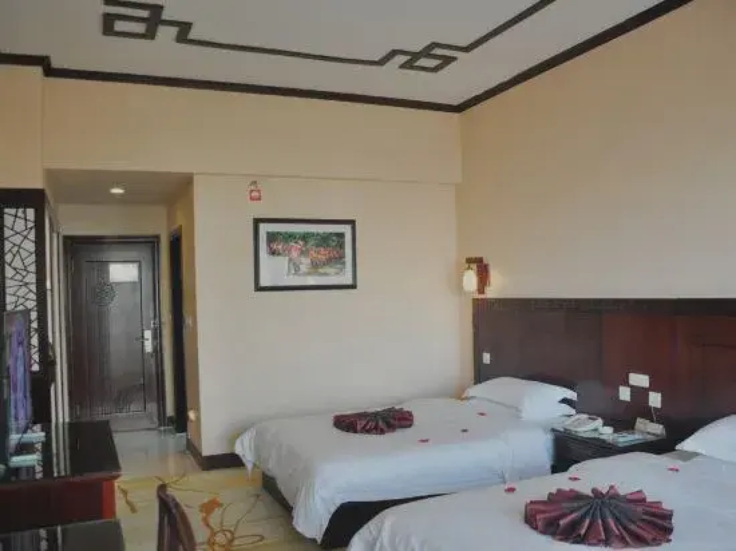 Jianshui Guotai Hotel