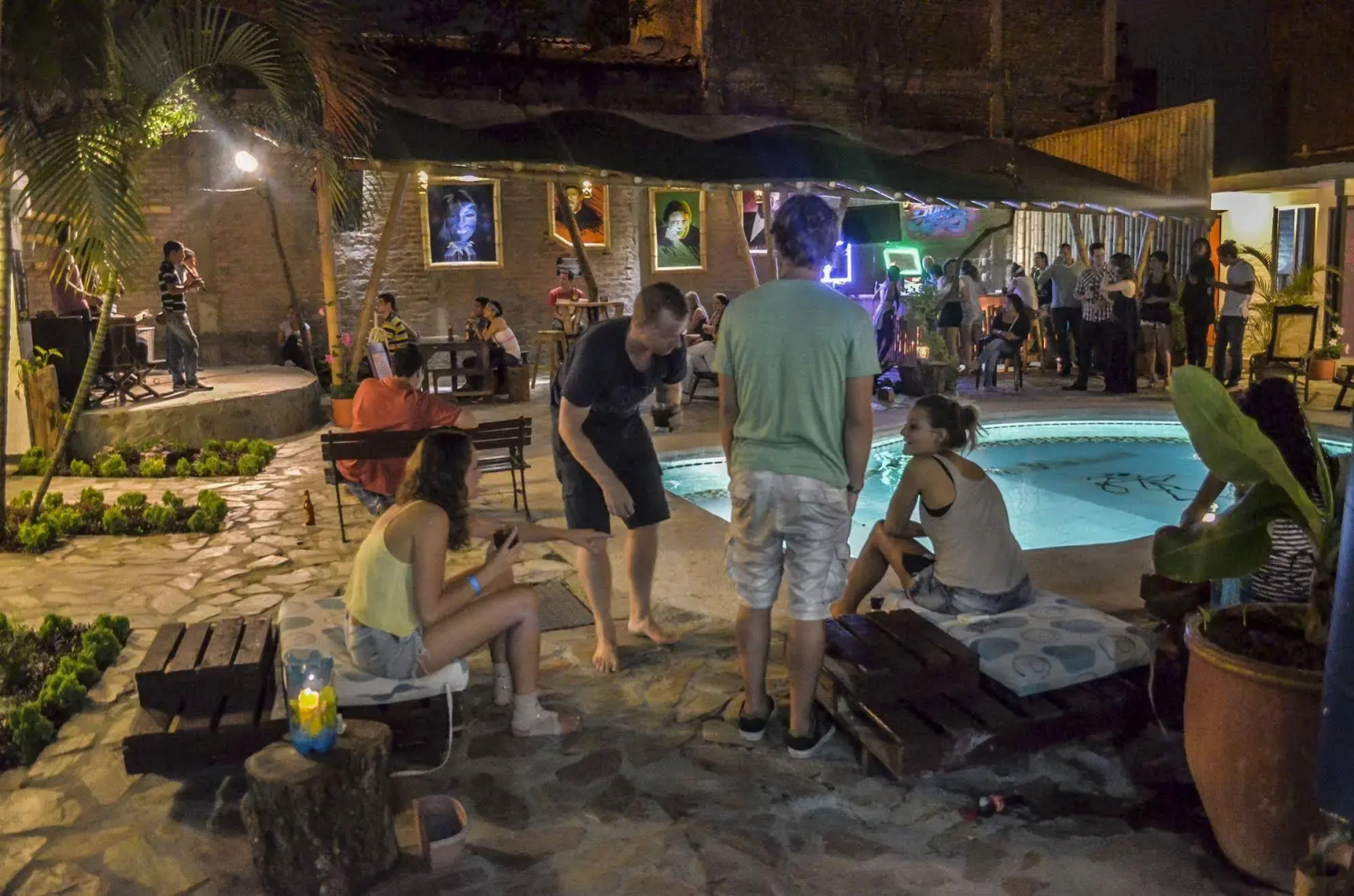 Viajero Cali Hostel & Salsa School