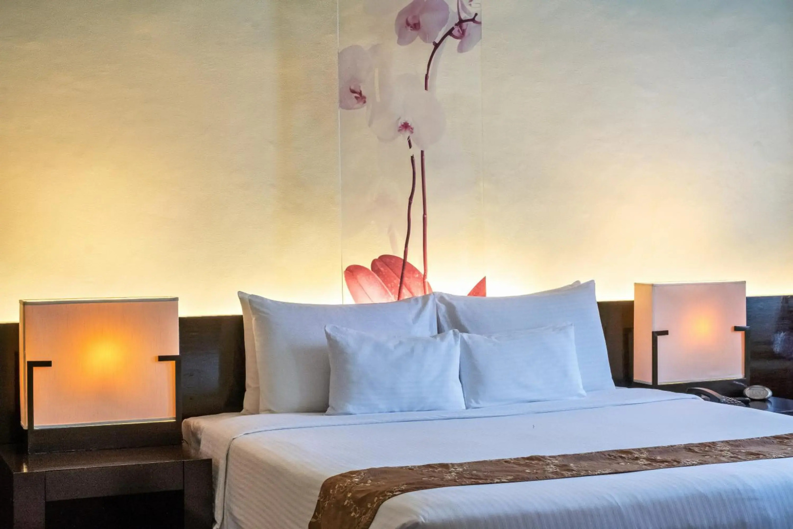 Waterfront Cebu City Hotel & Casino