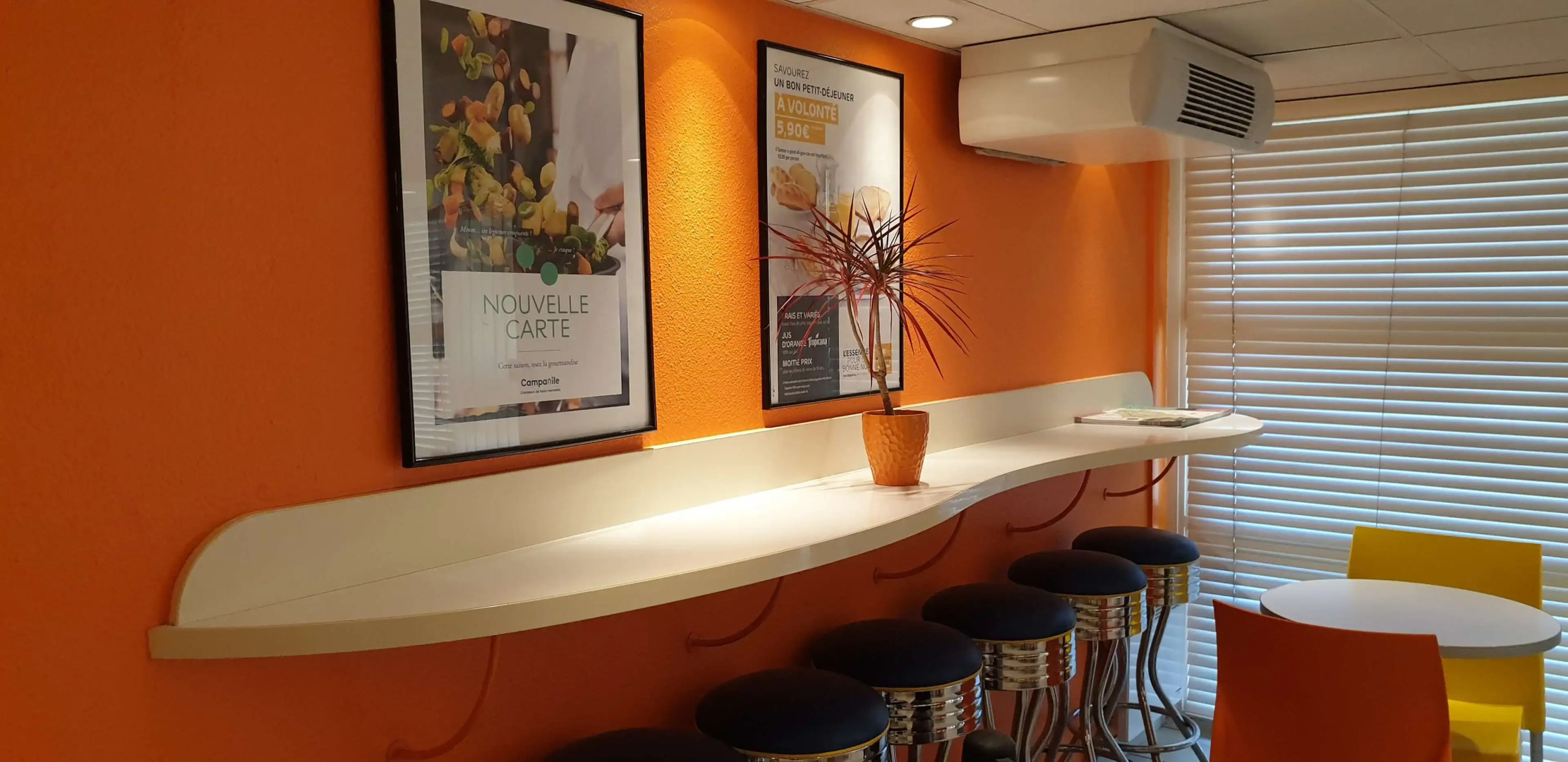 Premiere Classe Besancon - Ecole Valentin