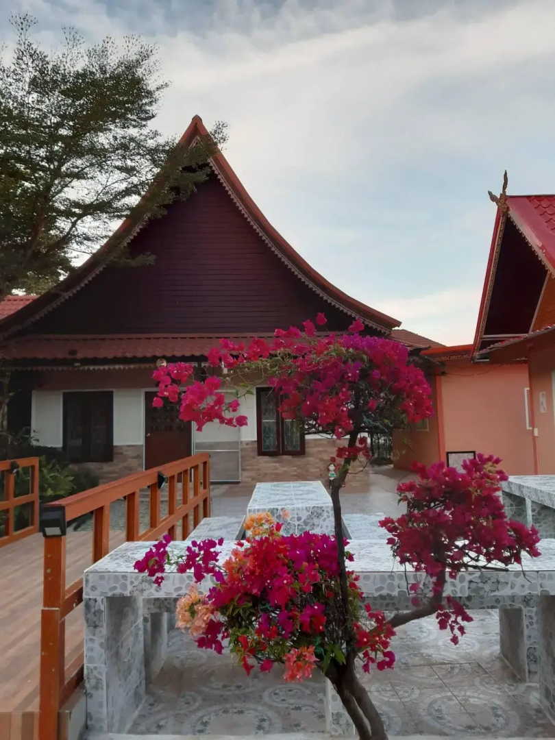 Vimanmek Hotel and Resort