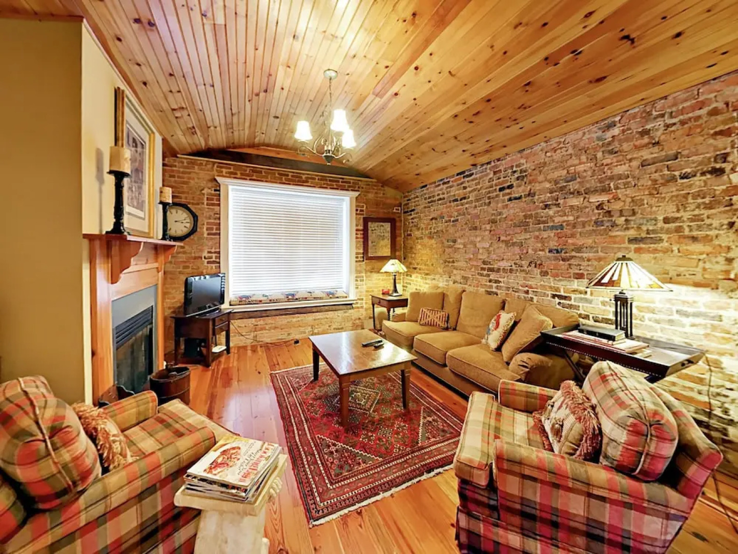 146 North Main - 2 Br Condo