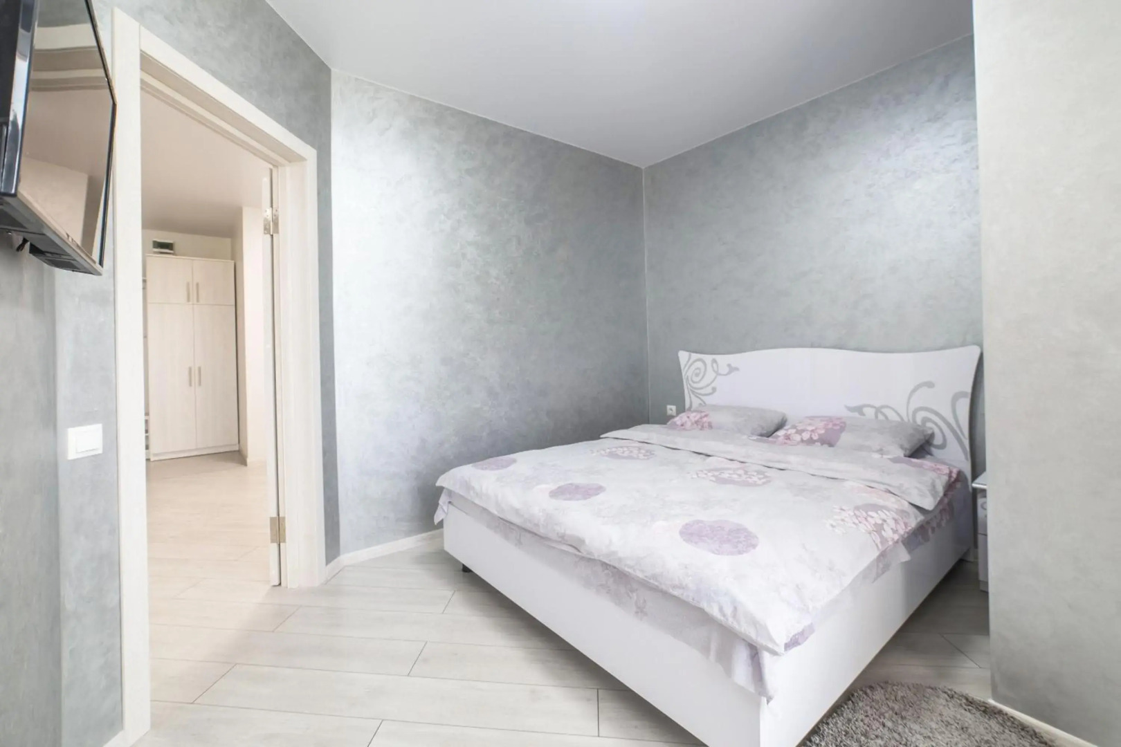 Apartments Roksolany 16