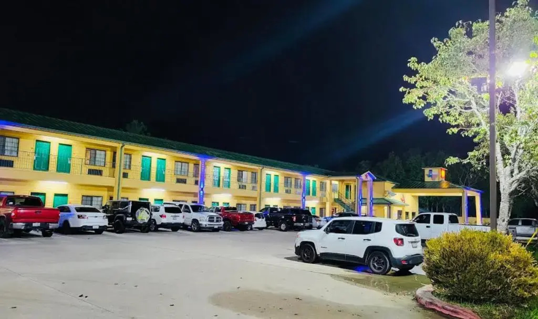 Scottish Inn & Suites