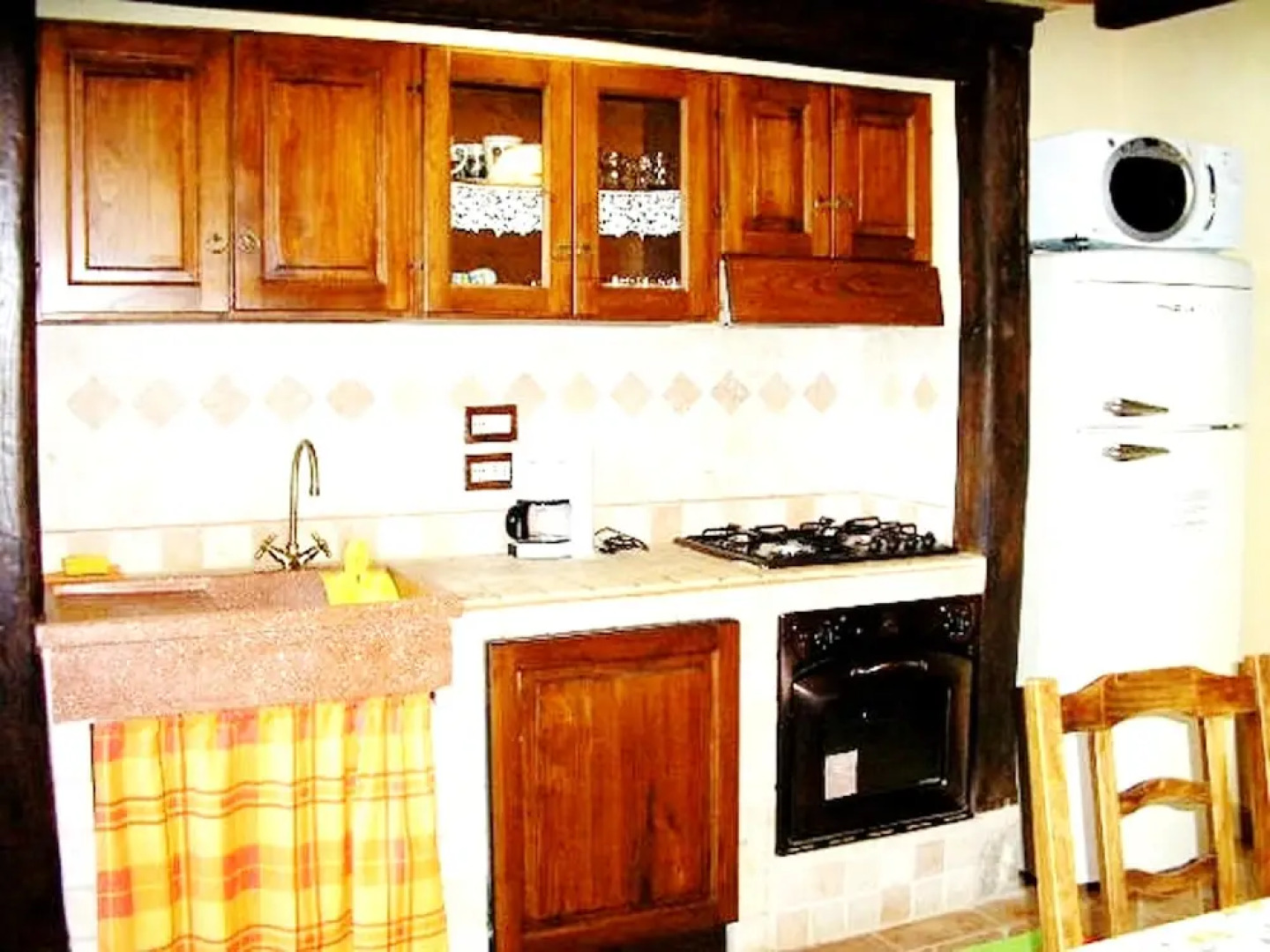 House With 4 Bedrooms in Montelaterone, With Wonderful Mountain View,