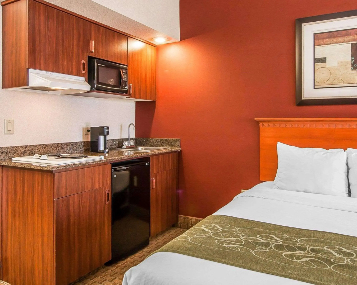 Comfort Suites Redmond Airport