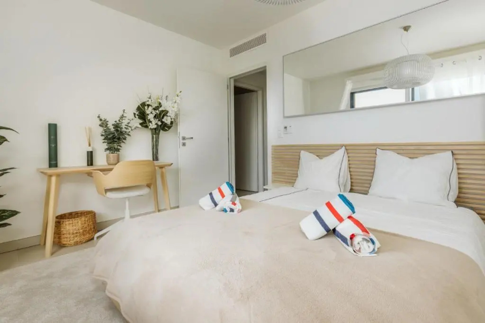 Monaco view, pool, garage, 100 m2 terrace