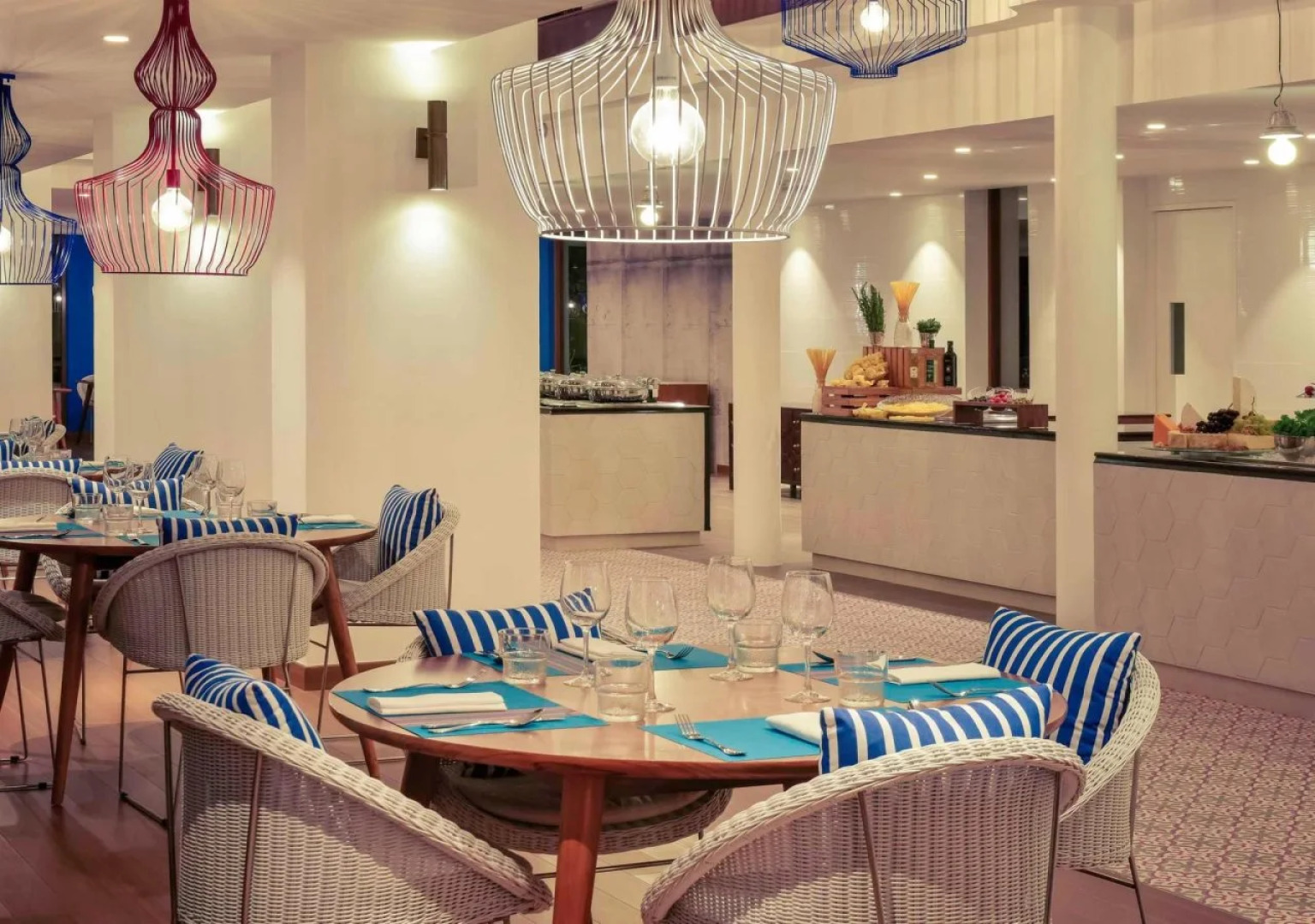 Mercure Maldives Kooddoo