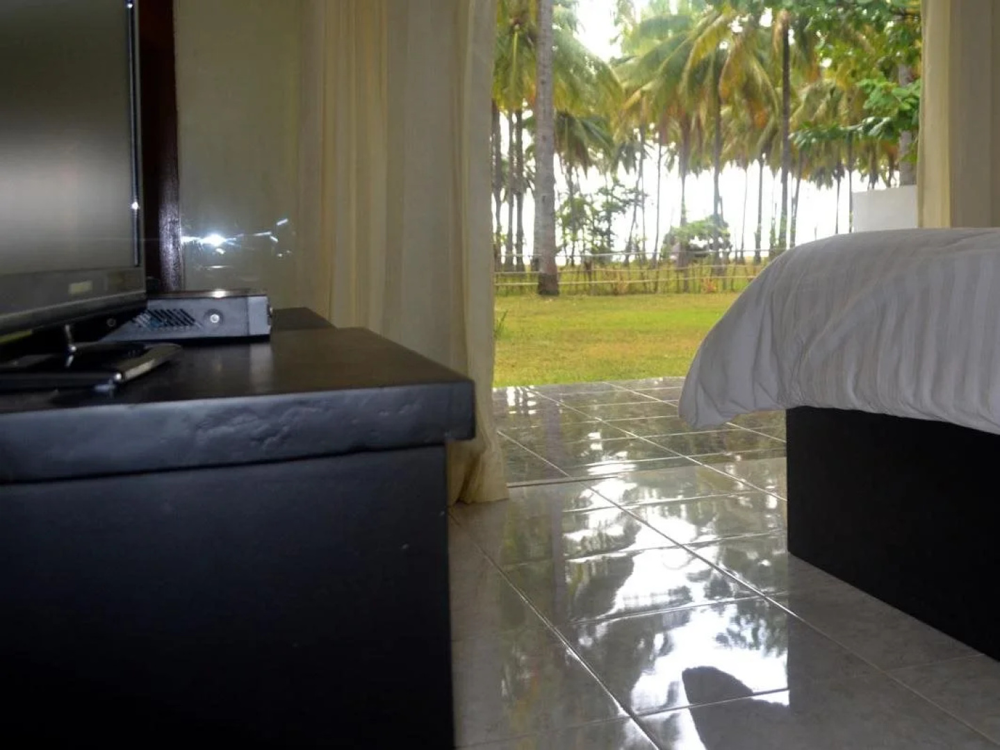 Gondang Beach Hotel