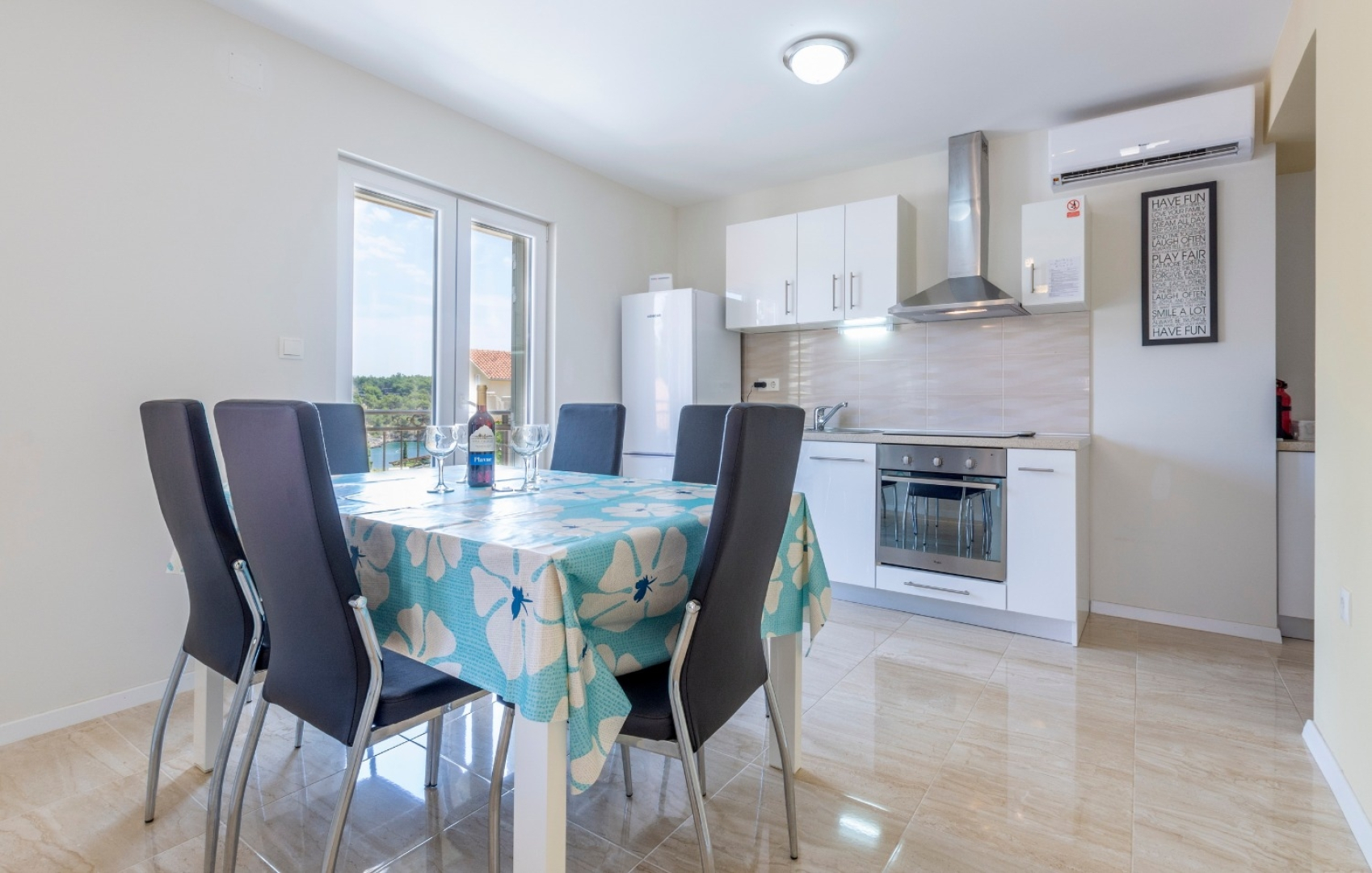 Apartment Dalis - open swimming pool: A2 prizemlje Cove Osibova (Milna), Island Brac