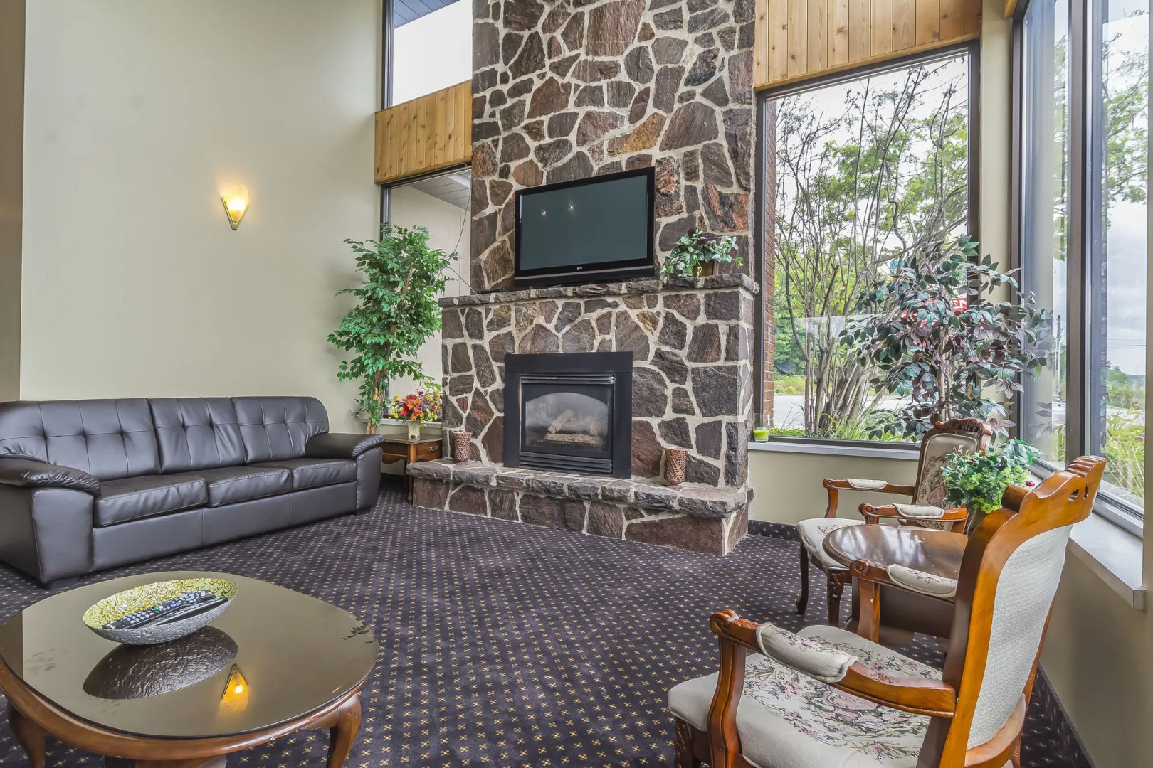 Jolly Roger Inn Resort