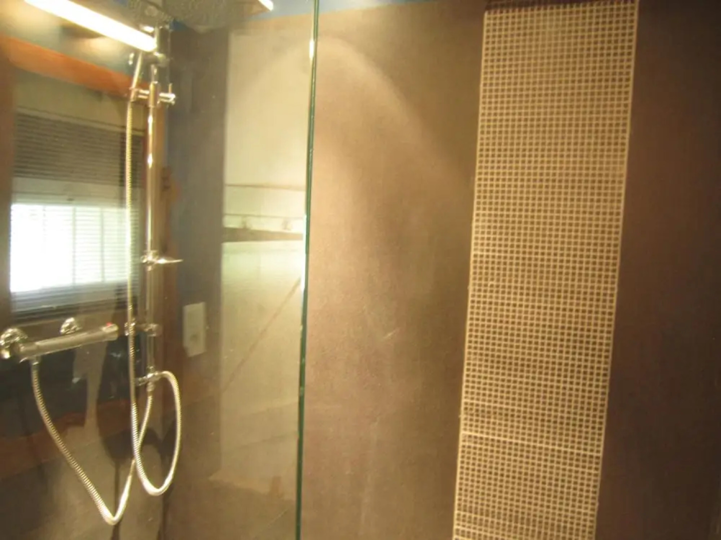 Tranquil Home With BBQ