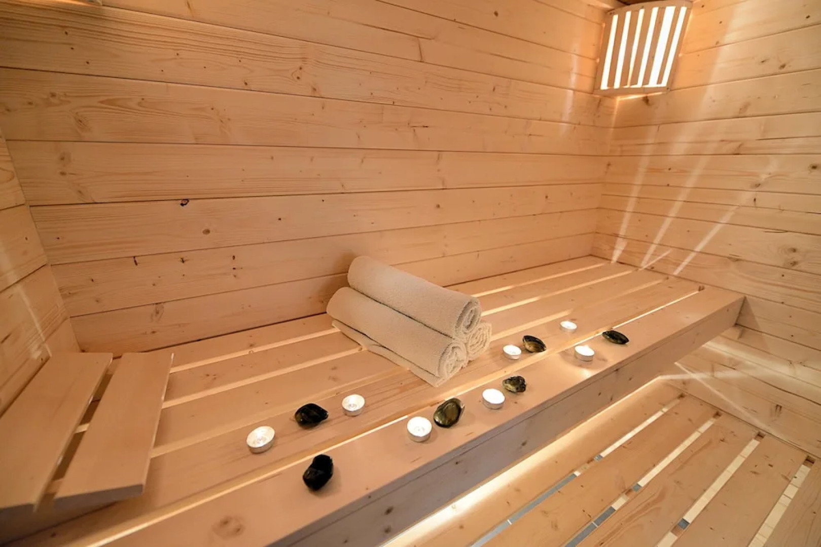 App and Rooms Tomislav Spa Bracic