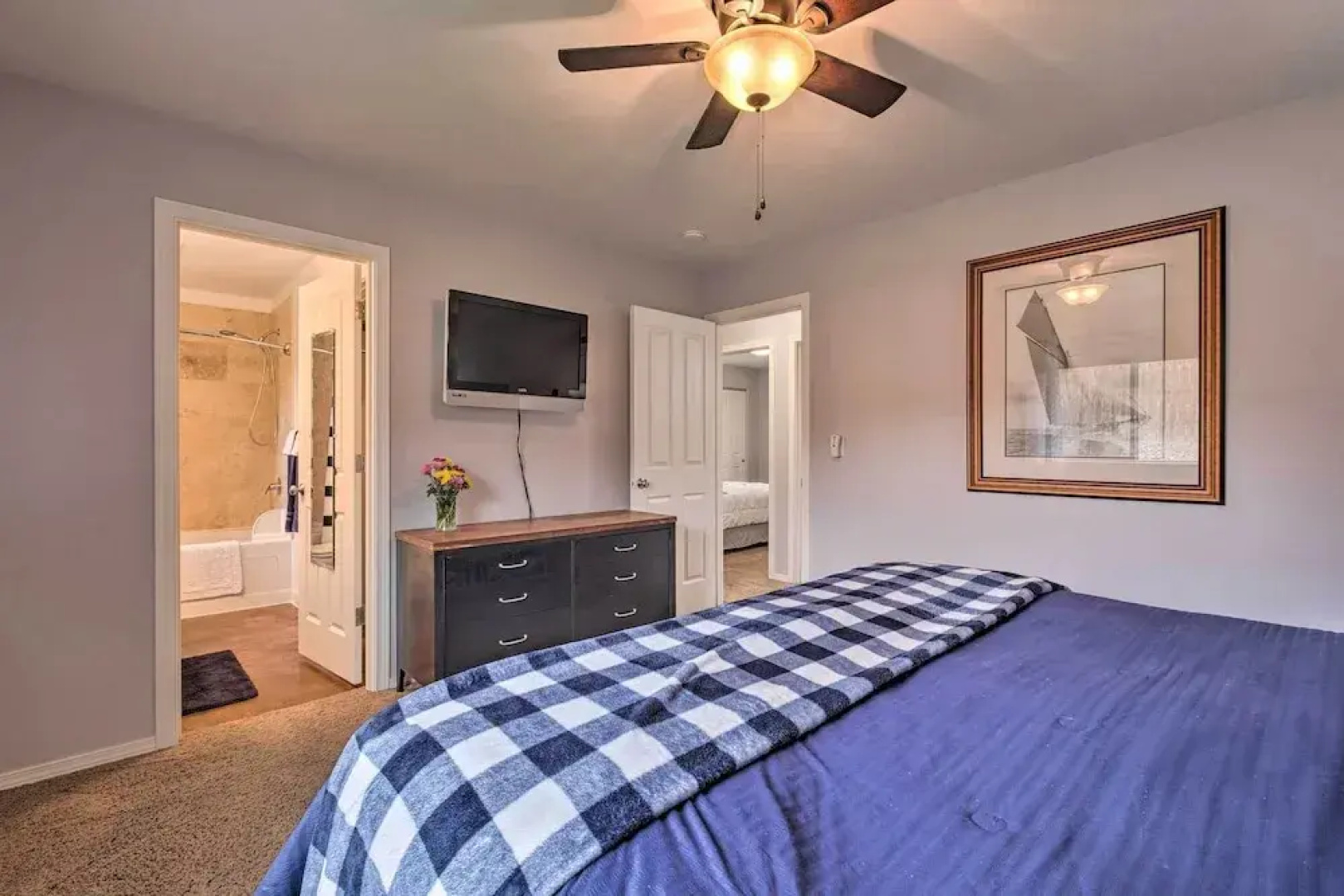 Saddle Rock East: Wenatchee Home < 3 Miles to Town