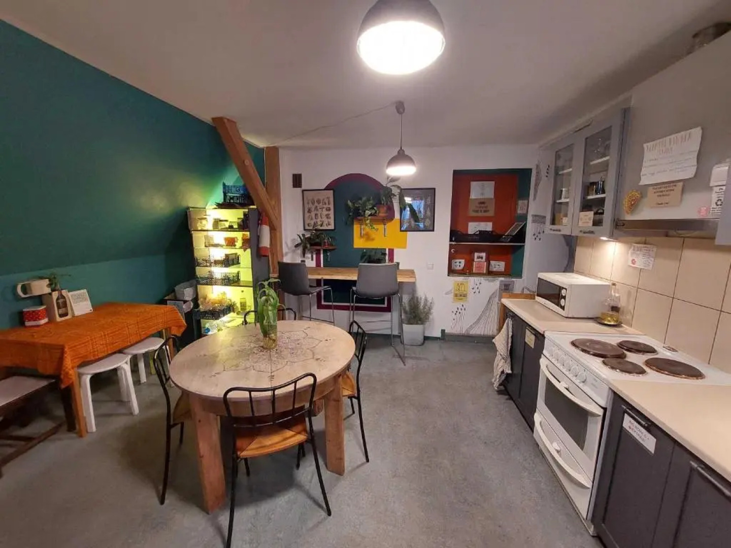 Хостел Looming