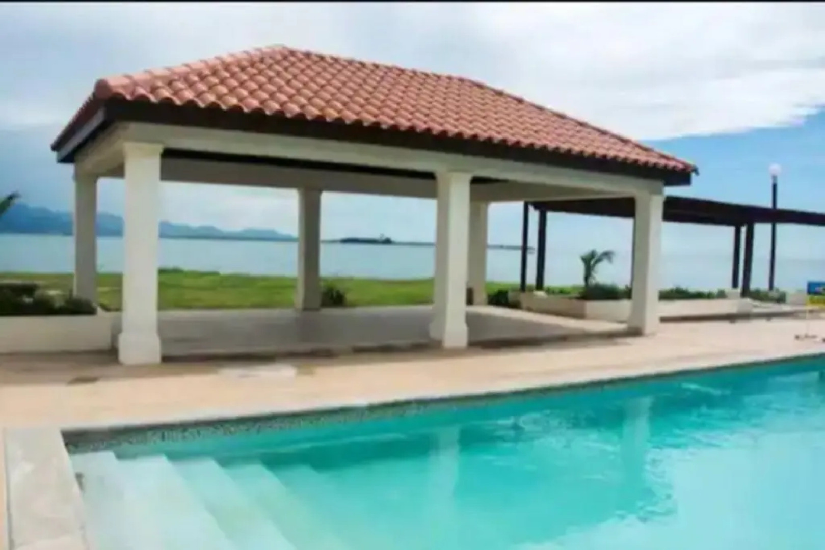 Beach View Vacay Home 2