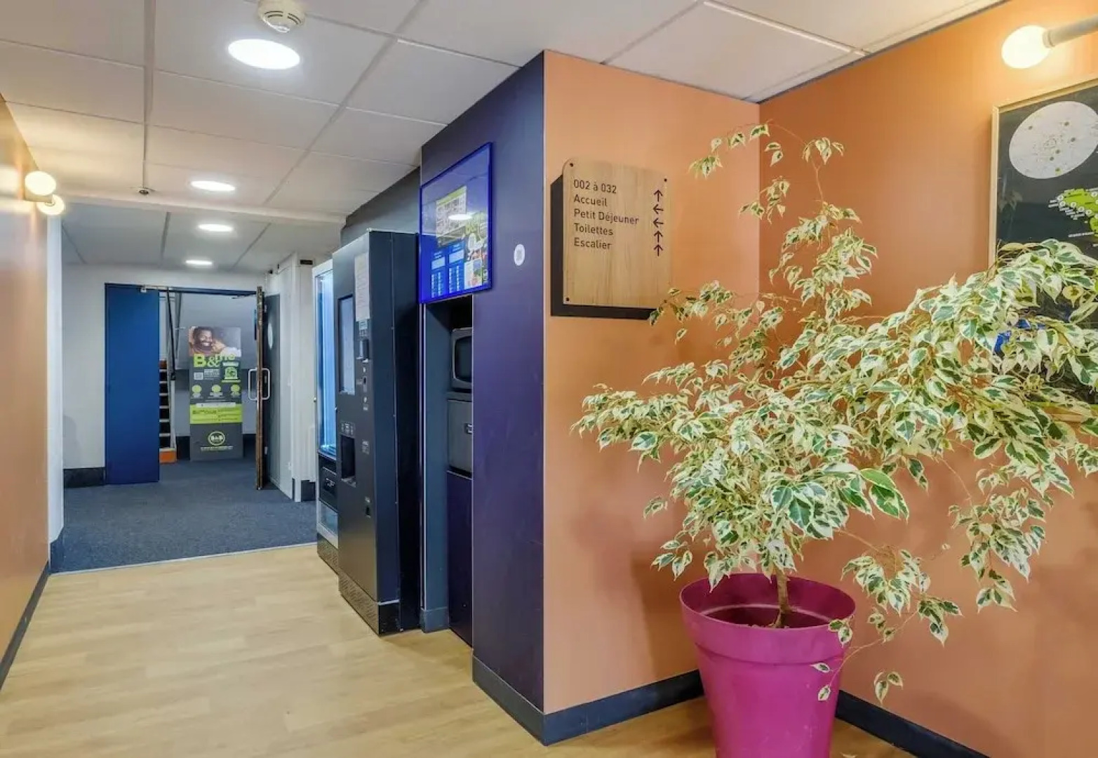 B&B HOTEL Cannes Mouans Sartoux