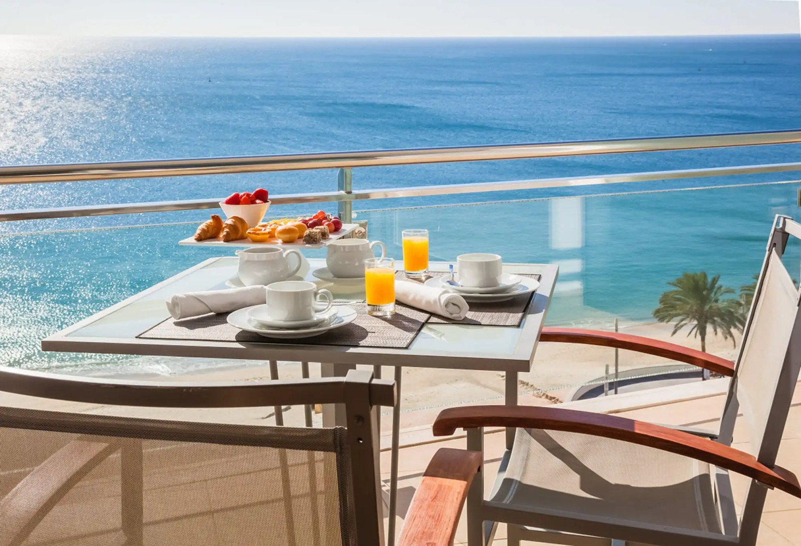 Sesimbra Oceanfront Hotel