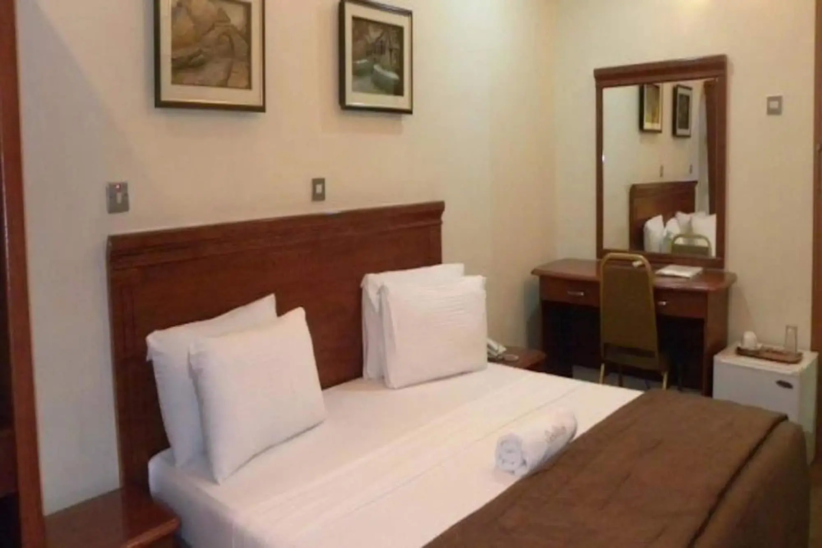 Solitude Hotel Victoria Island