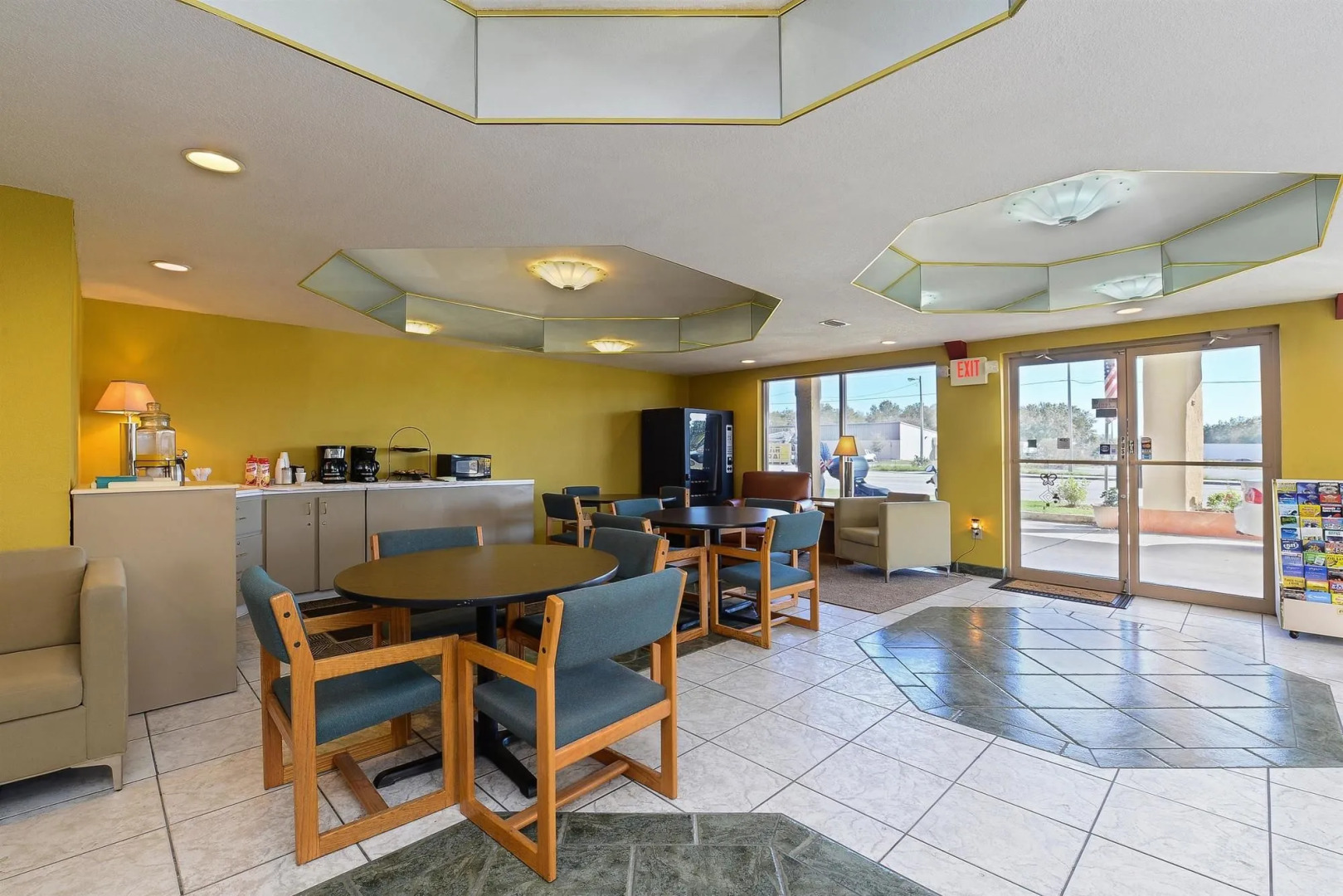 Travelodge by Wyndham Winter Haven