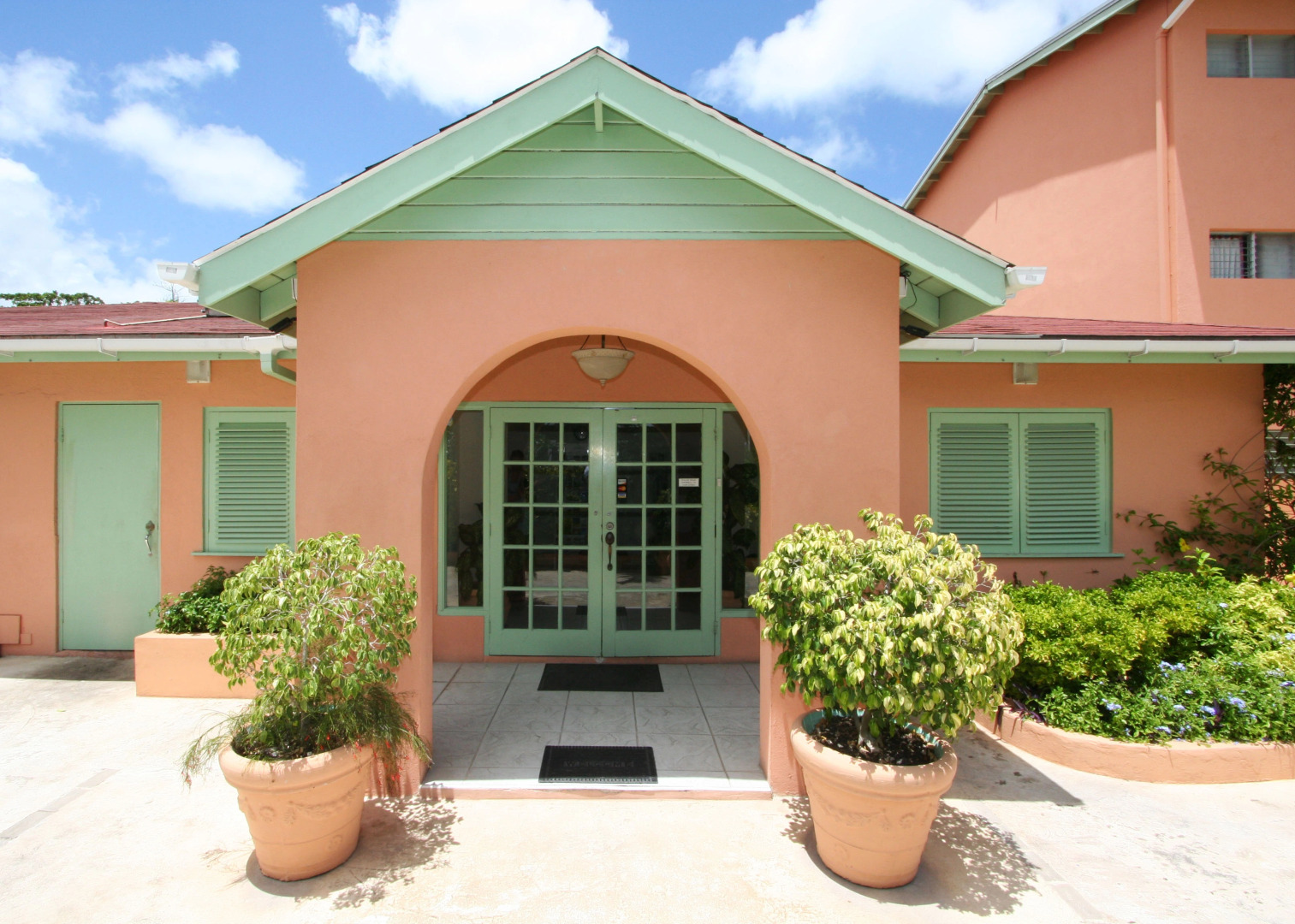 Worthing Court Apartment Hotel