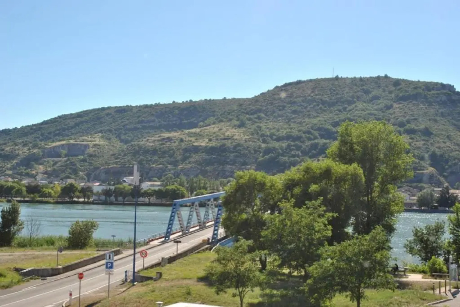 ibis Loriol Le Pouzin