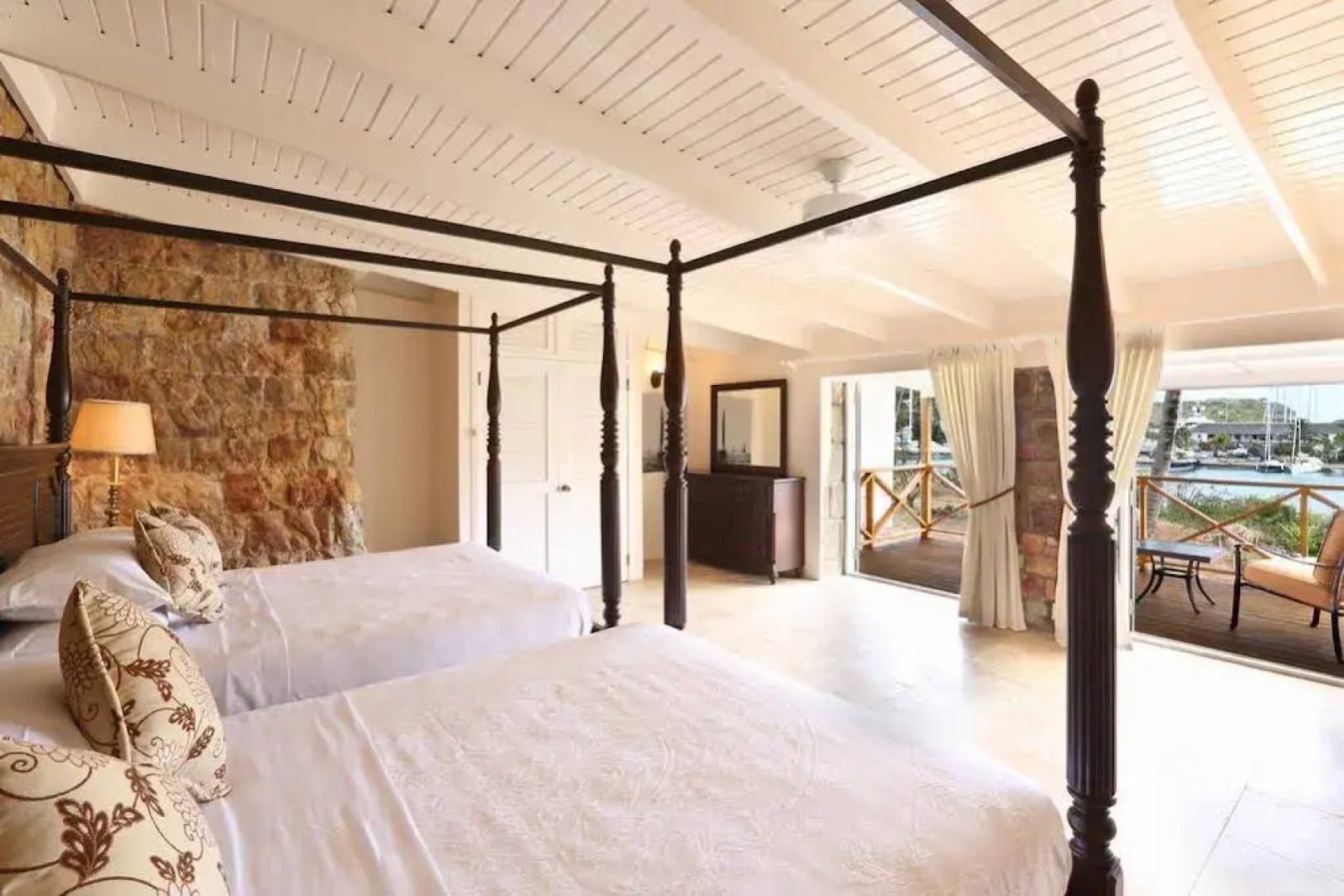 Admiral's Inn and Gunpowder Suites