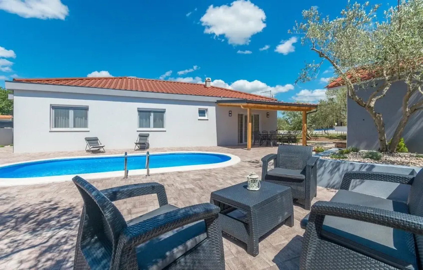 Stunning Home in Sikovo With 3 Bedrooms, Wifi and Outdoor Swimming Pool