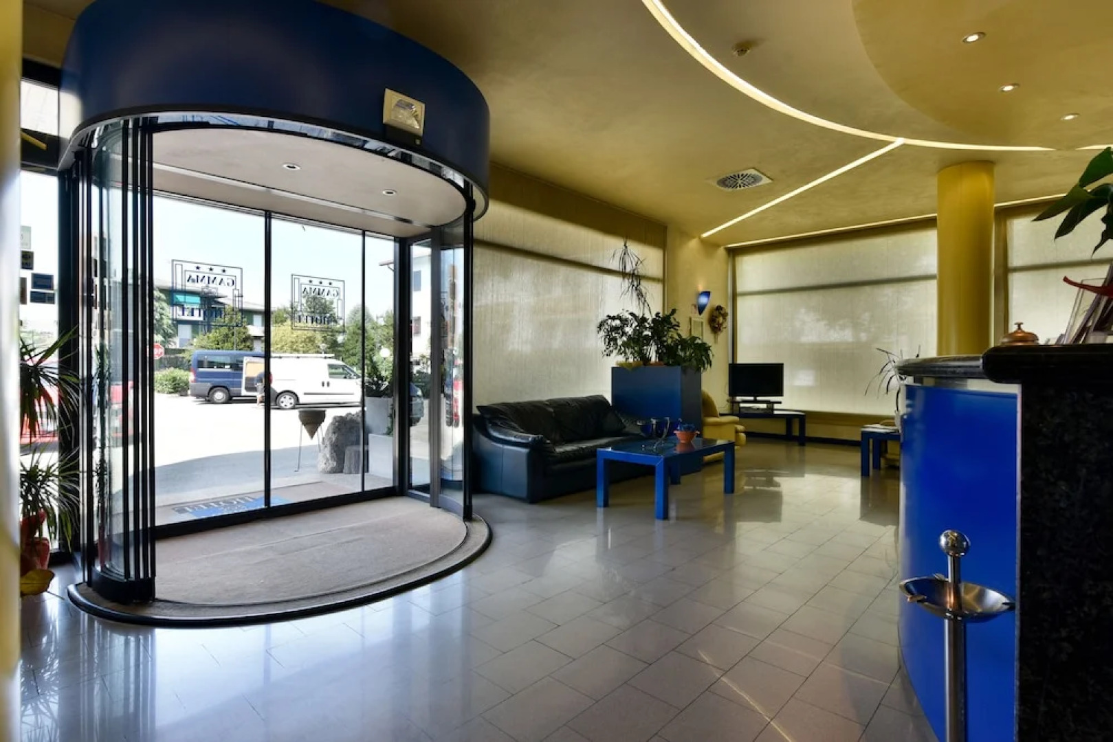 Gamma Hotel