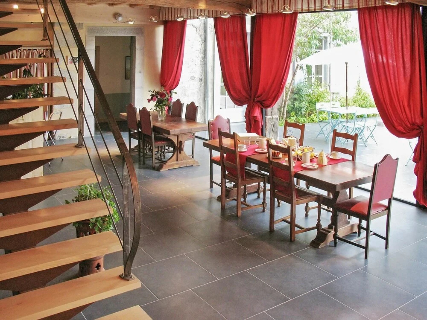 House With 4 Bedrooms in La Barthe de Neste, With Wonderful Mountain V
