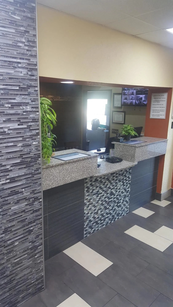 SureStay Plus Hotel by Best Western Blue Springs