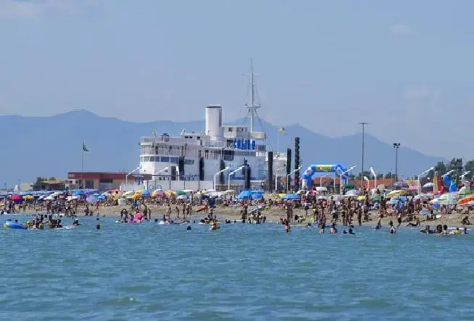 Coquet studio a 150m de la plage