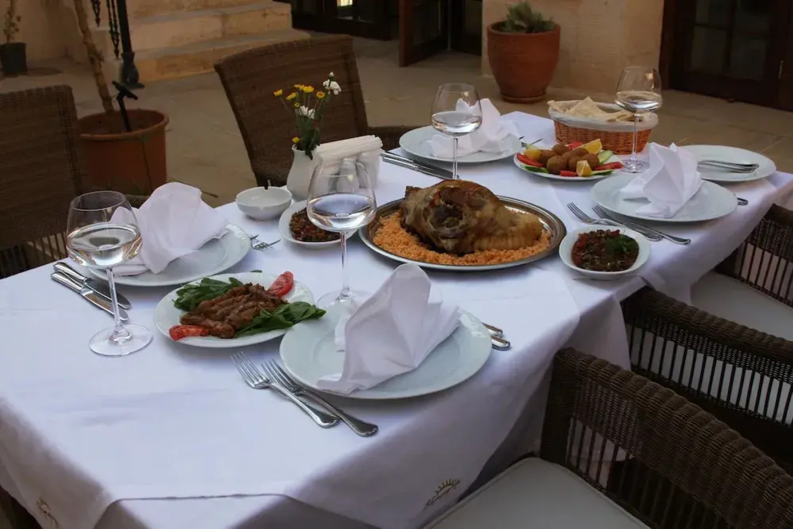 Shmayaa Hotel - Special Class