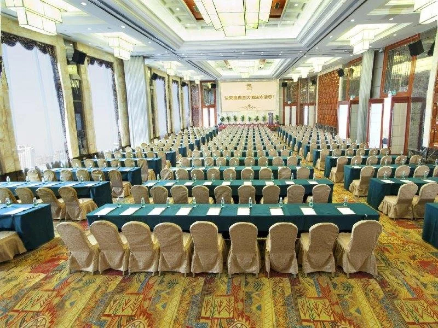 Nanchang Friend Platinum Hotel