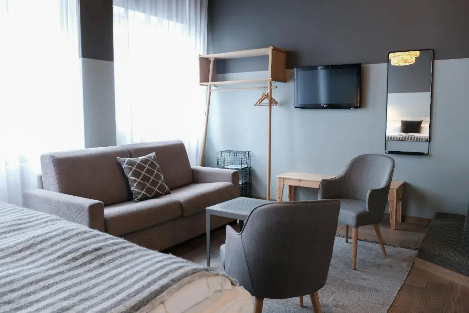 The Swan House by Heimaleiga