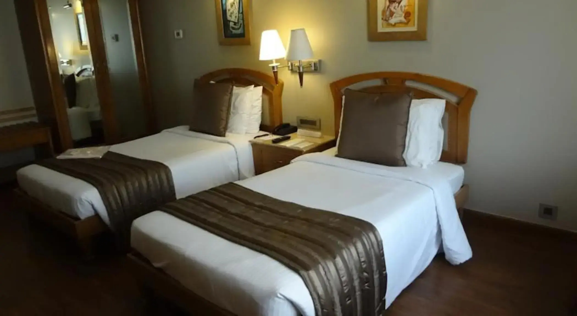 Sun N Sand Hotel Mumbai