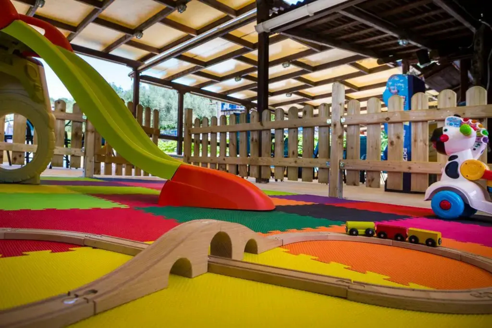 Metaxatos Apartments