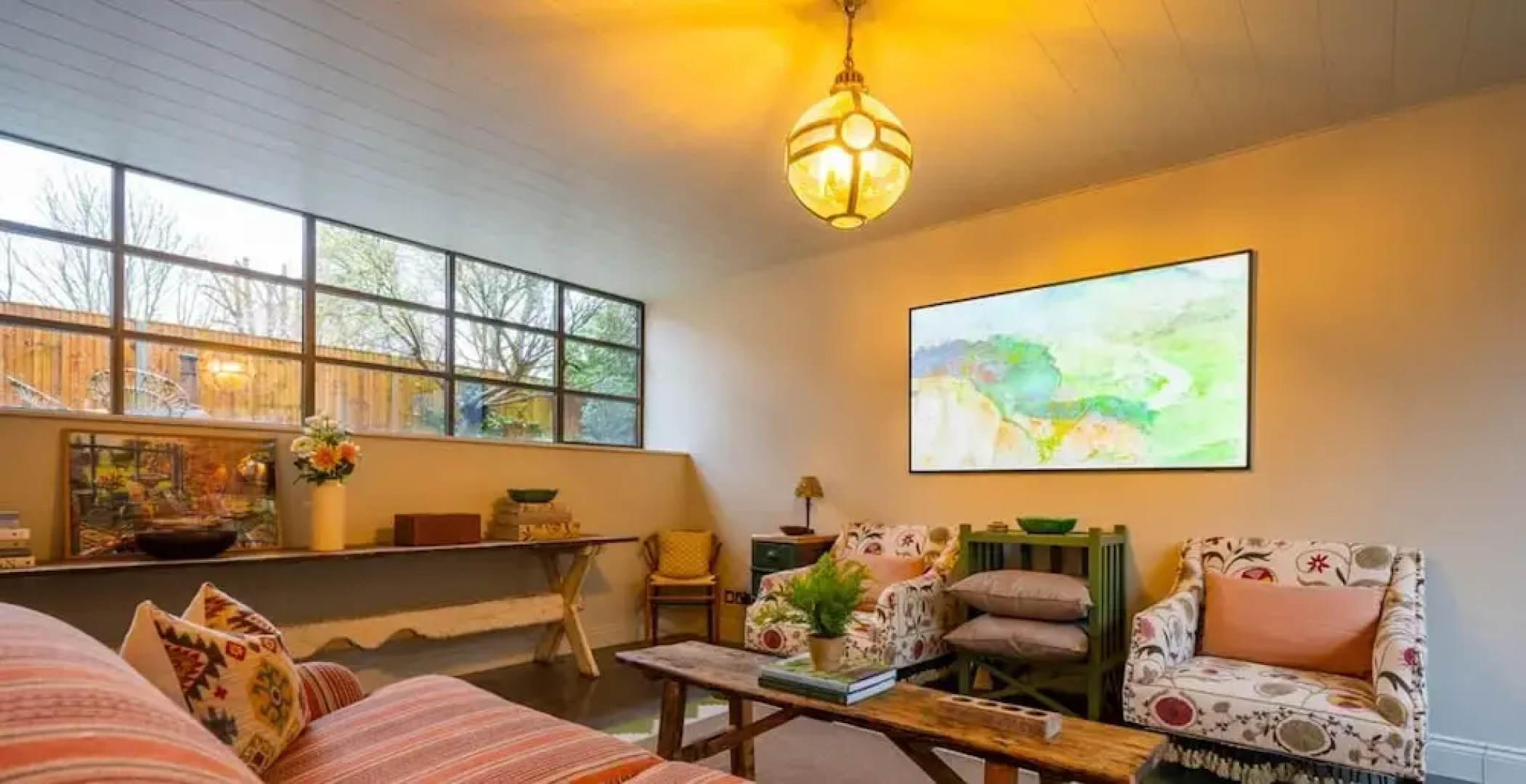 The Writers Retreat - 5 Beds Parking Much More