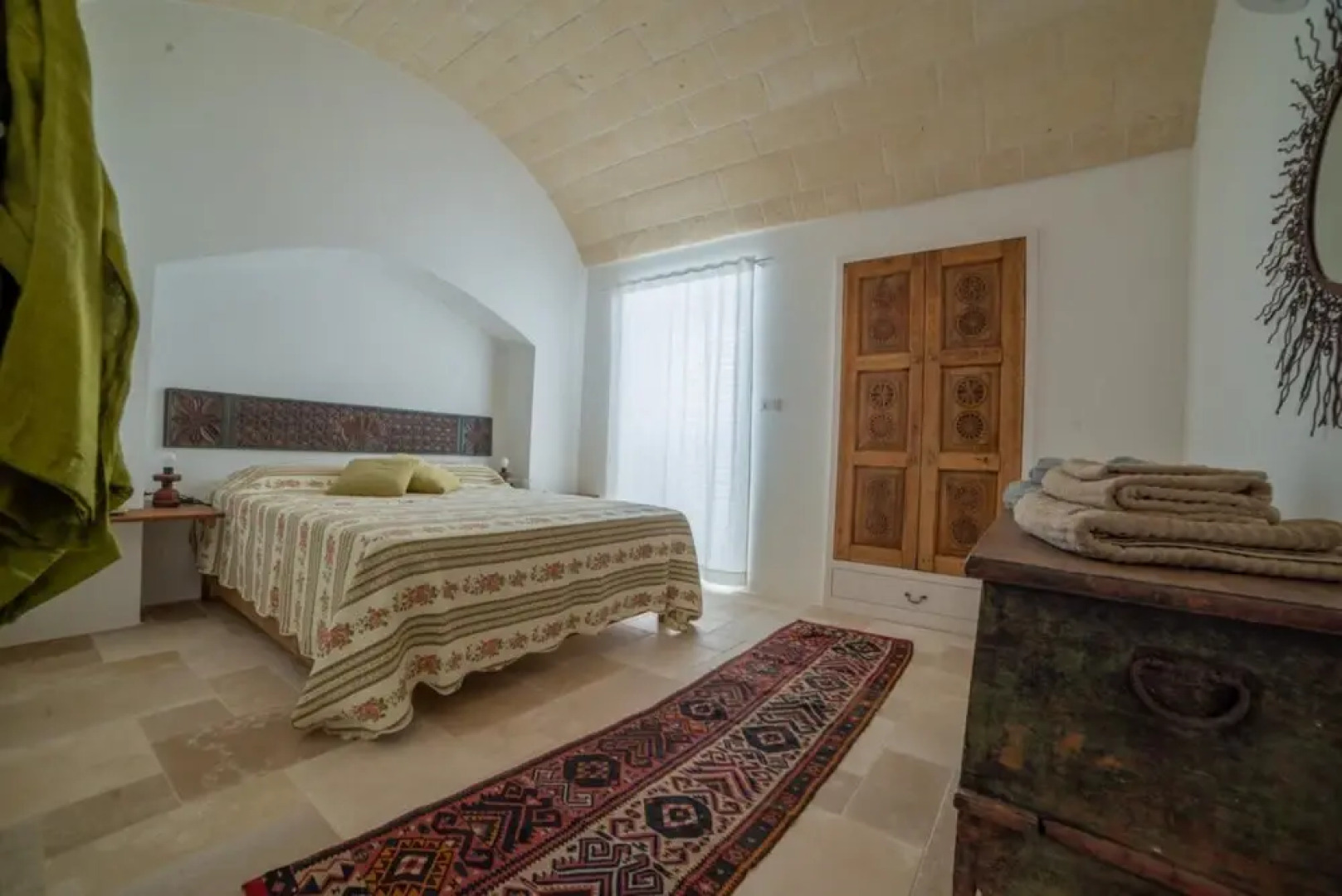 Traditional Trullo la Specchia