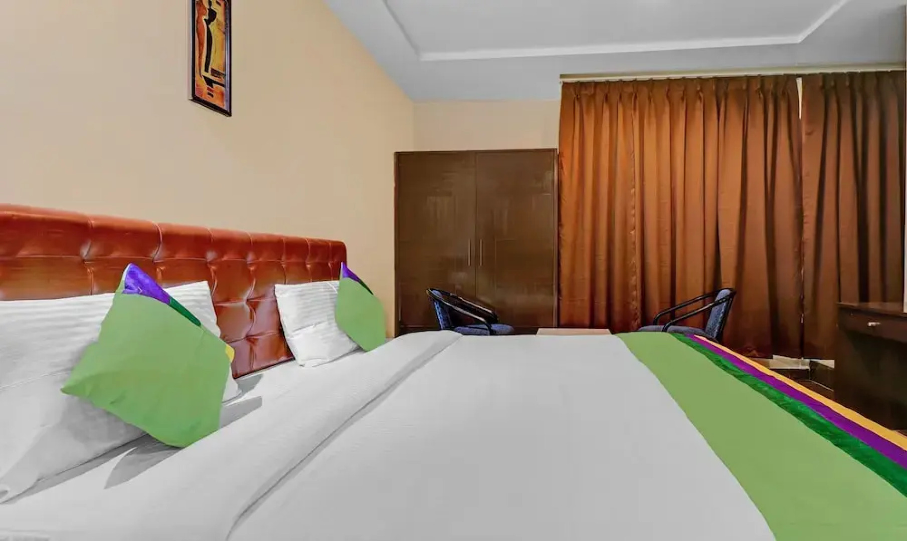 Treebo Trend S V Manor