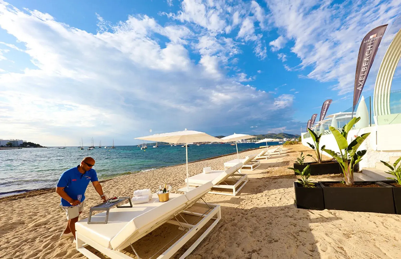 Отель AxelBeach Ibiza Spa & Beach Club - Adults Only Hotel
