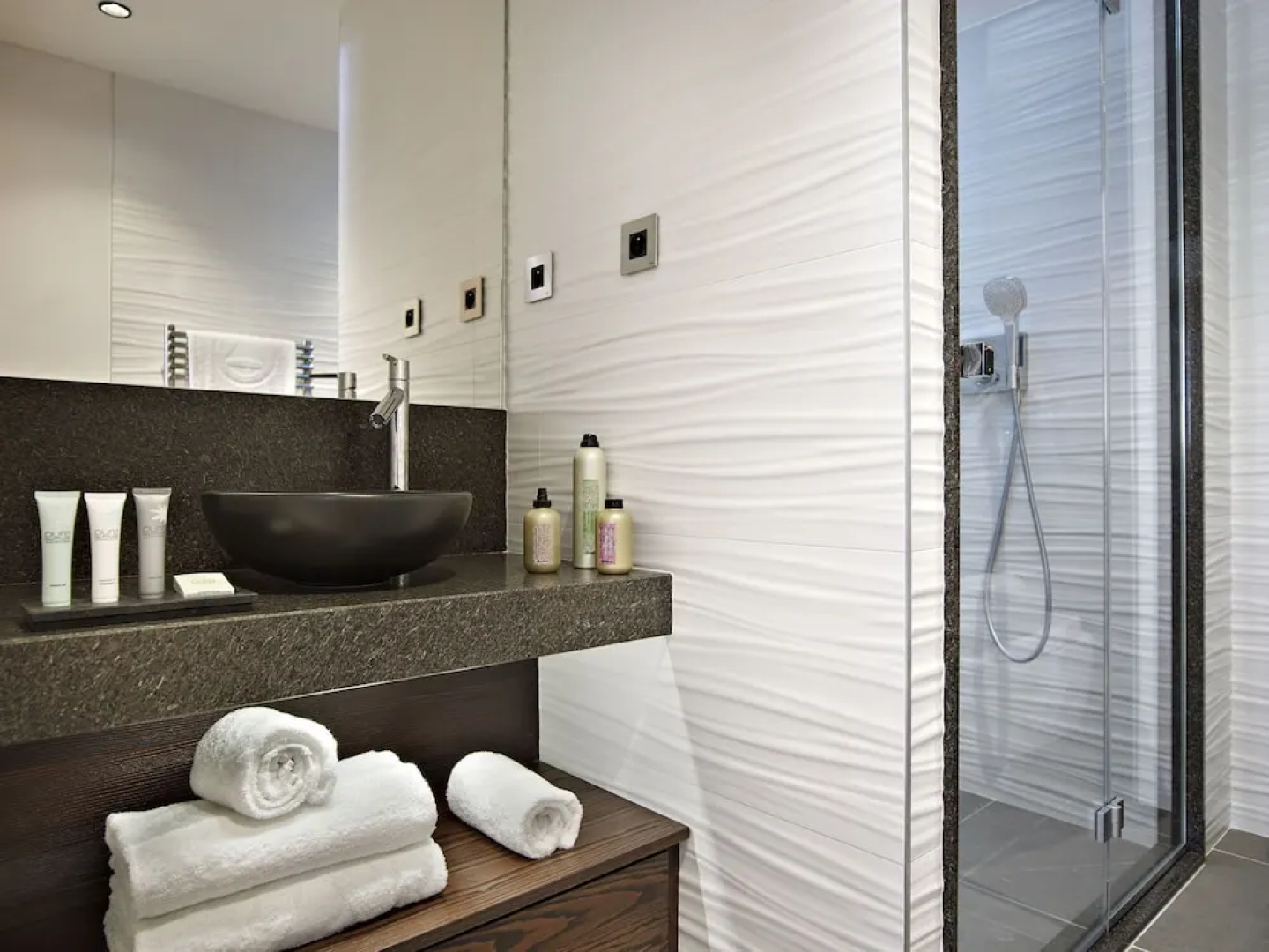 Modern Furnished Apartment, Just 50 m. From the Slopes