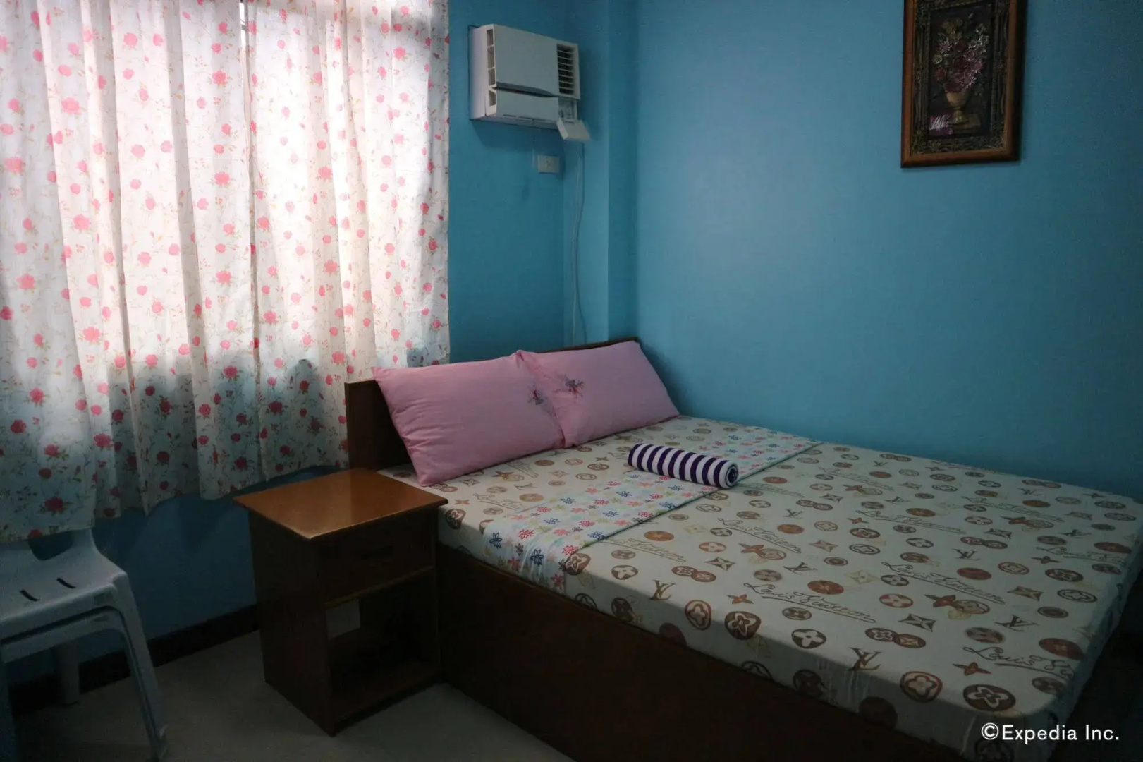 M.N. Boracay Lodge Inn