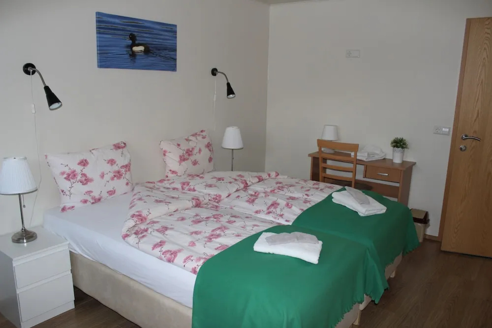 Skammidalur Guesthouse