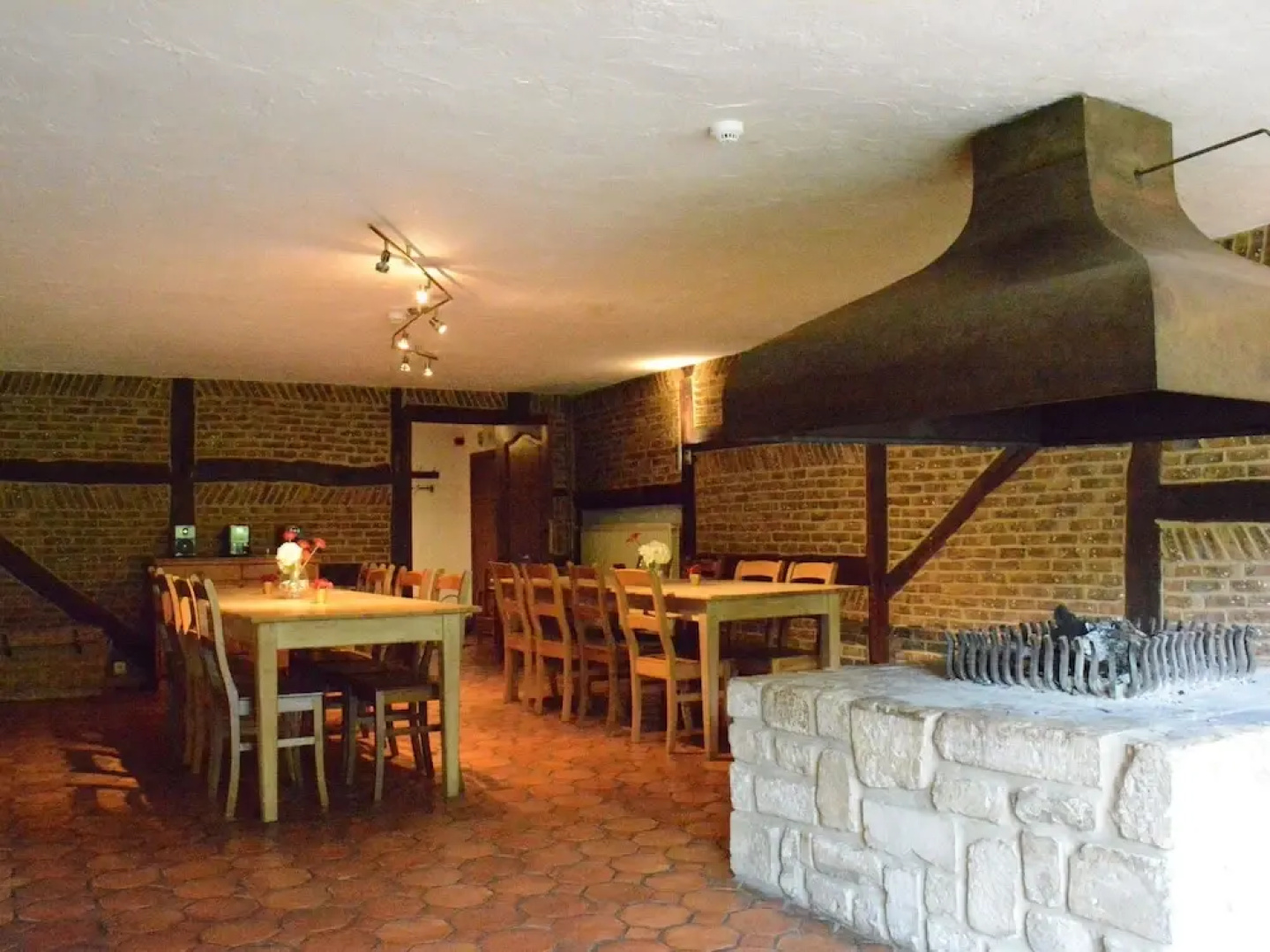 Large Holiday Home in Ambly With Garden