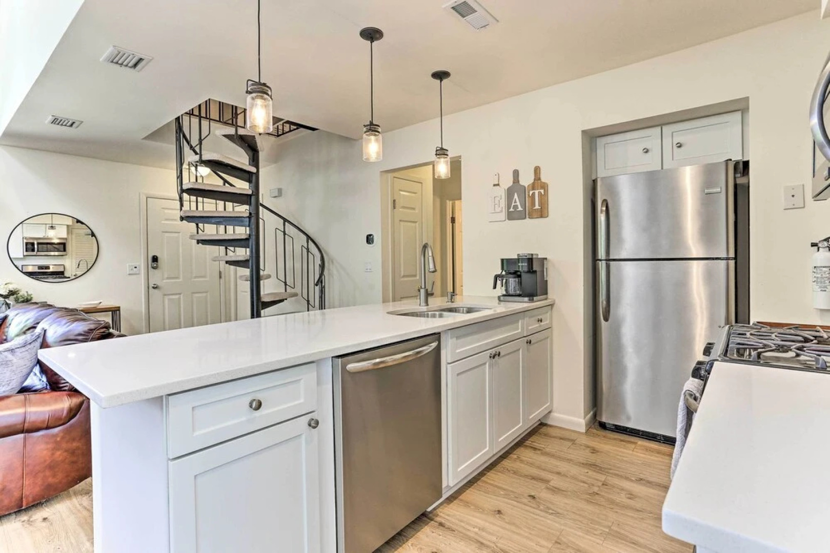 Gorgeous Vernon Township Condo w/ Balcony!